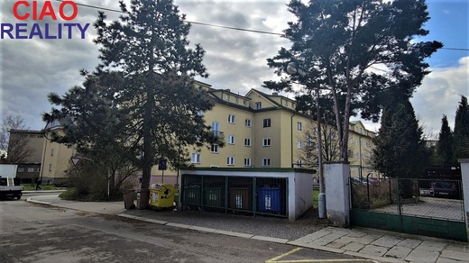 Husova 83.jpg